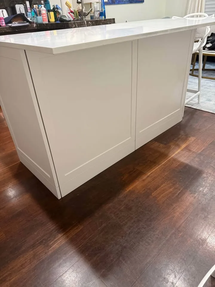 Custom Kitchen Island image indicator(4)