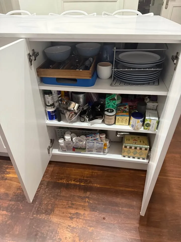 Custom Kitchen Island image indicator(5)