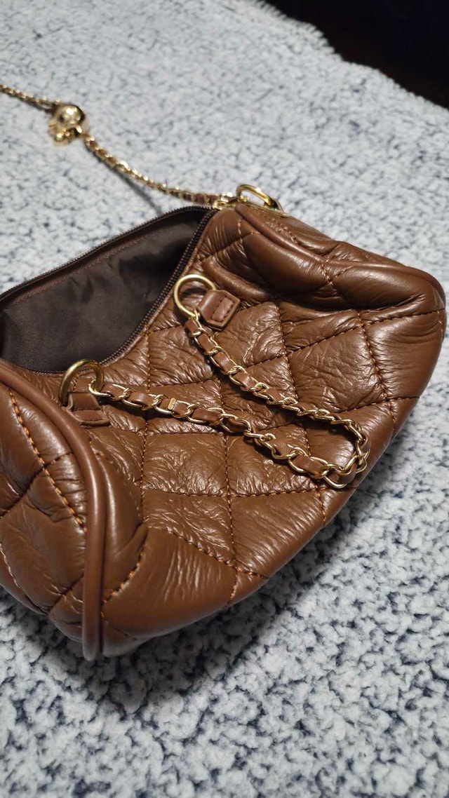 Chic Brown Quilted Barrel Crossbody Bag - Great Condition! - photo 2
