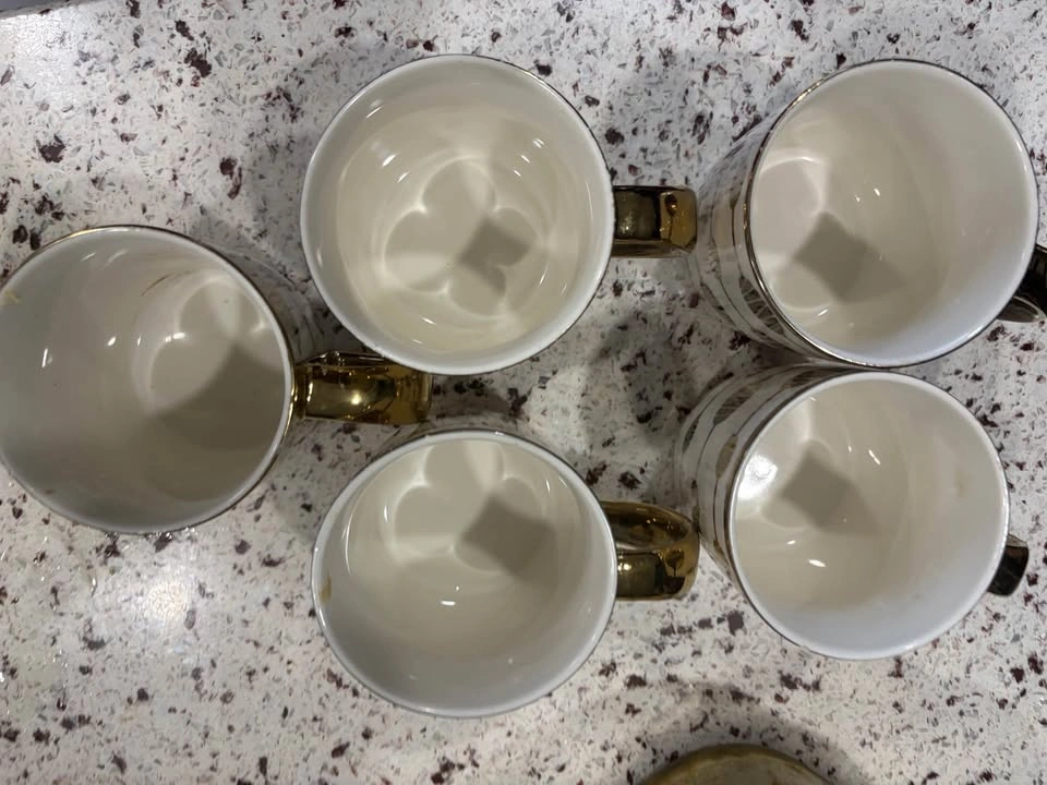 A set of tea cups/ coffee mugs - photo 3