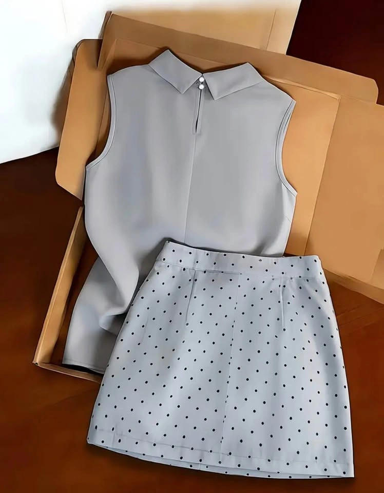 Gray Bow Tie Sleeveless Top and Polka Dot Skirt Set M size - photo 3