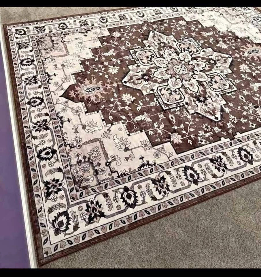 9x12 ft Ornate Medallion Area Rug - Brown/Beige
