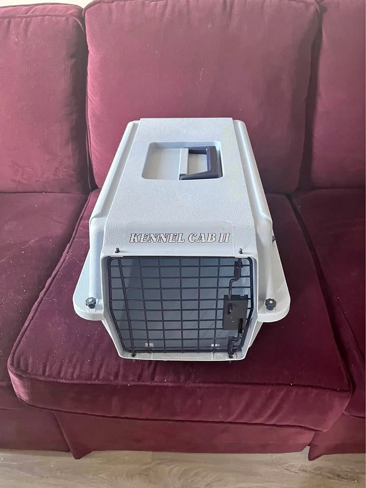OBO! Pet crate (See info)