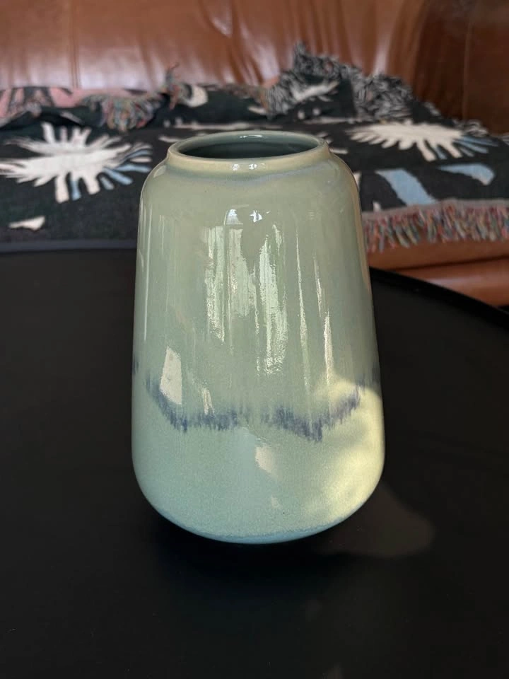 Green ceramic vase - photo 2