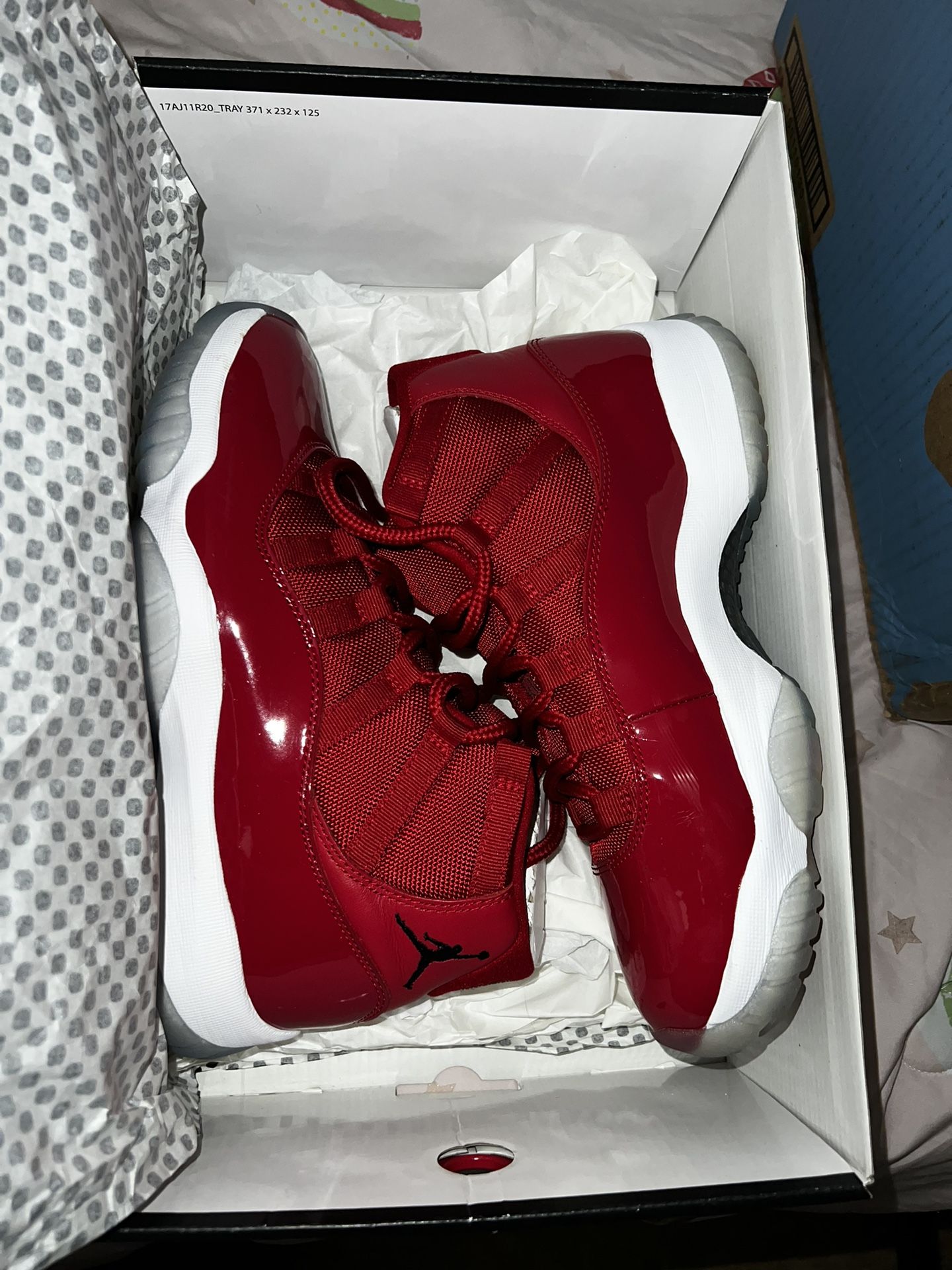 2017 Air Jordan 11 Retro 'Win Like 96' Size 8.5