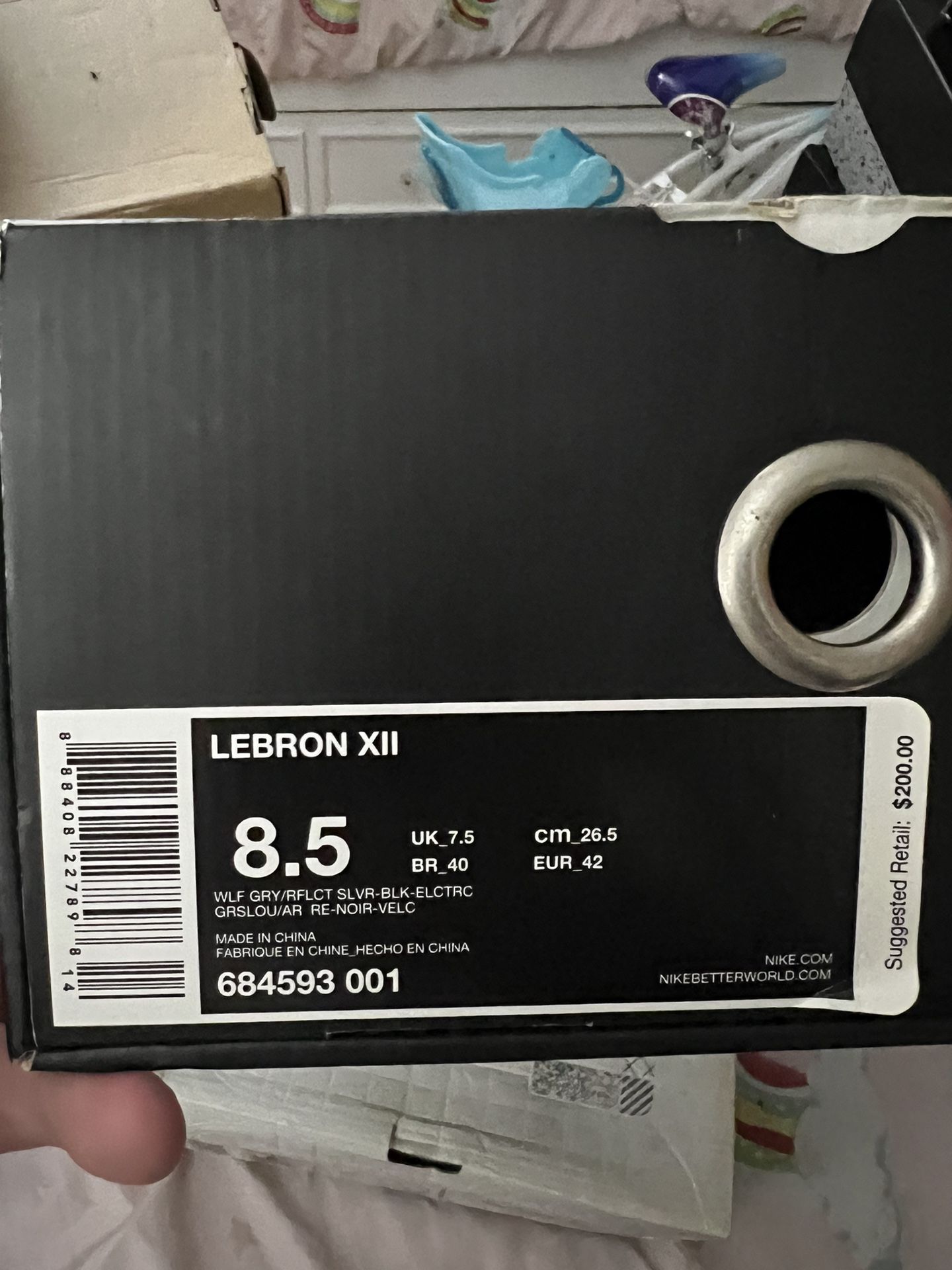 2014 LeBron 12 Dunkman 8 1/2 - photo 3