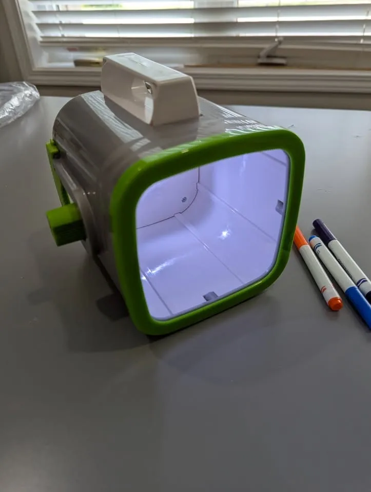 Crayola Picture and Night Light Projector, Child Ages 5 - photo 2