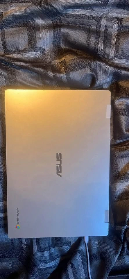 ASUS Chromebook CX1500 - photo 2