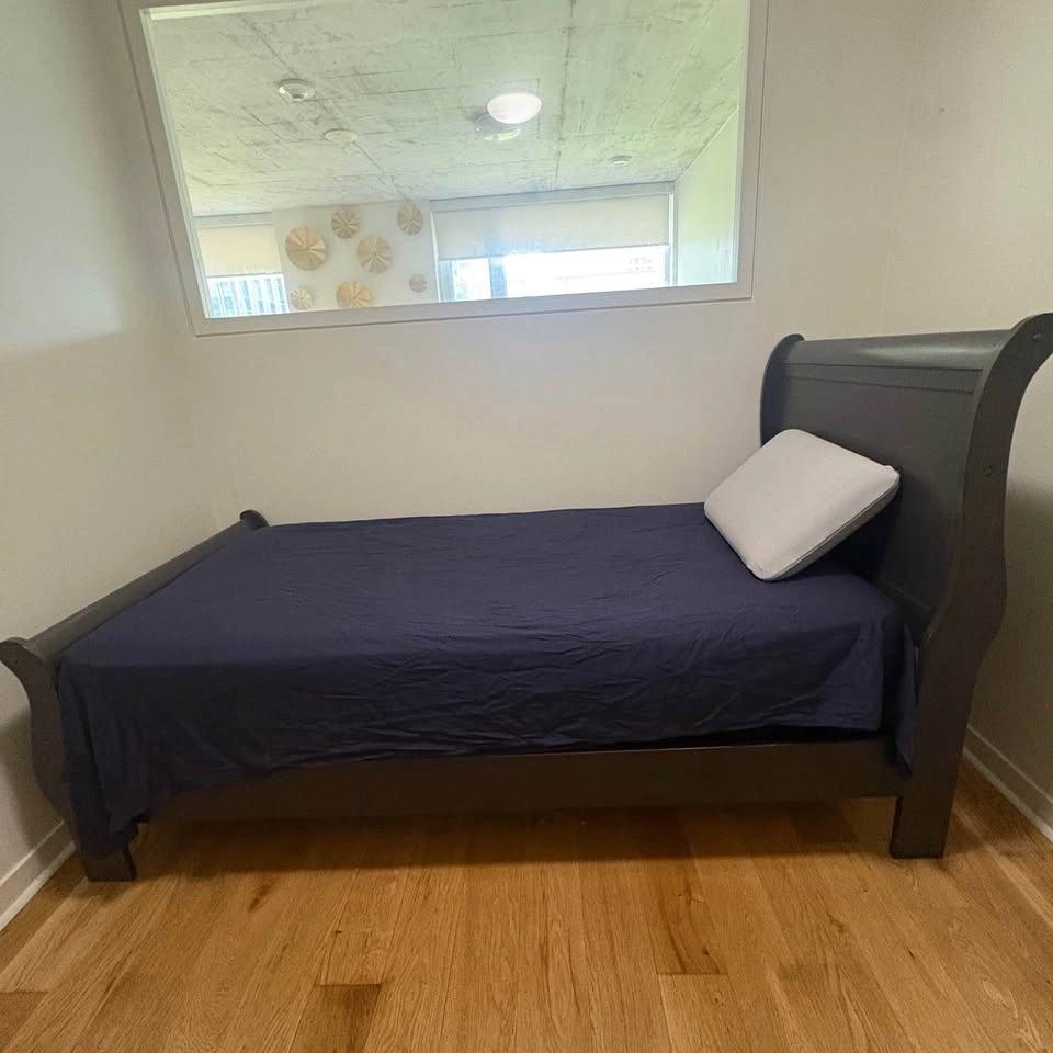 Twin Size Bed (Mattress and Frame) - photo 2