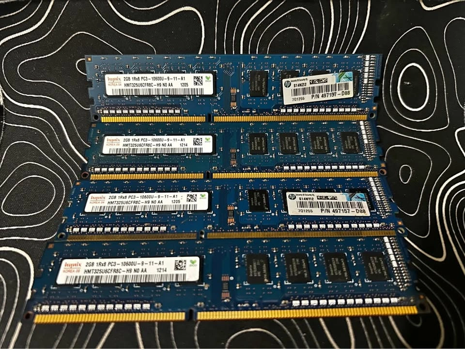 Lot of DDR3 Desktop RAM – 2GB Sticks (Hynix + Samsung)