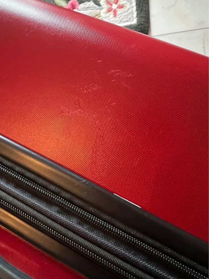 Used Bugatti red large Geneva - photo 4