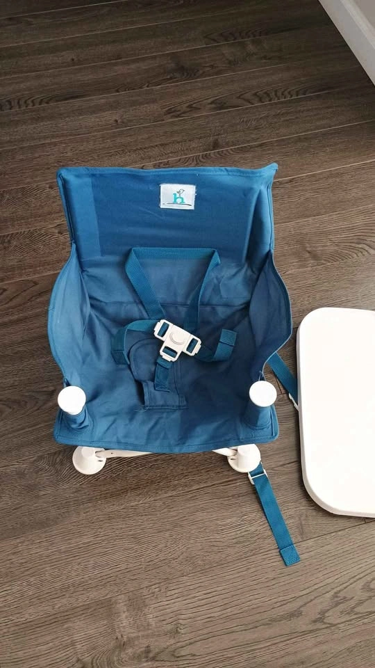 Hiccapop OmniBoost Travel Booster Seat - photo 3