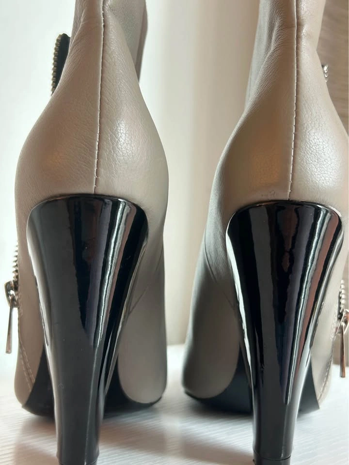 YSL Saint Laurent Paris Grey Leather Ankle Booties EU 35 - photo 5