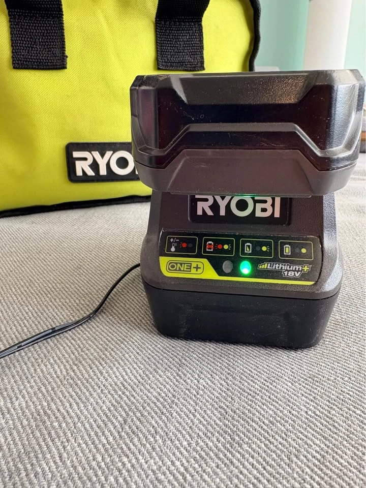 Ryobi ONE+ 18V Drill Driver Kit - photo 3