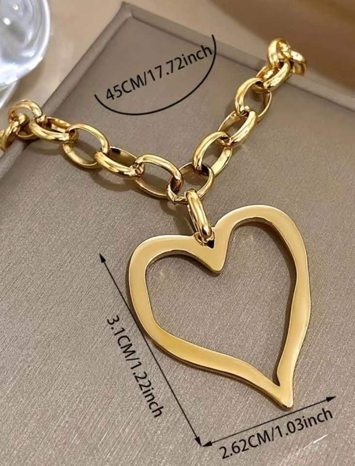 Bold Heart Shaped Statement Necklace 18K Gold Plated - photo 3