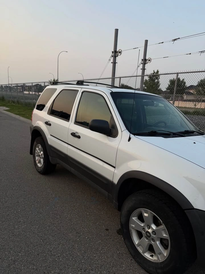 2005 Ford Escape - photo 3