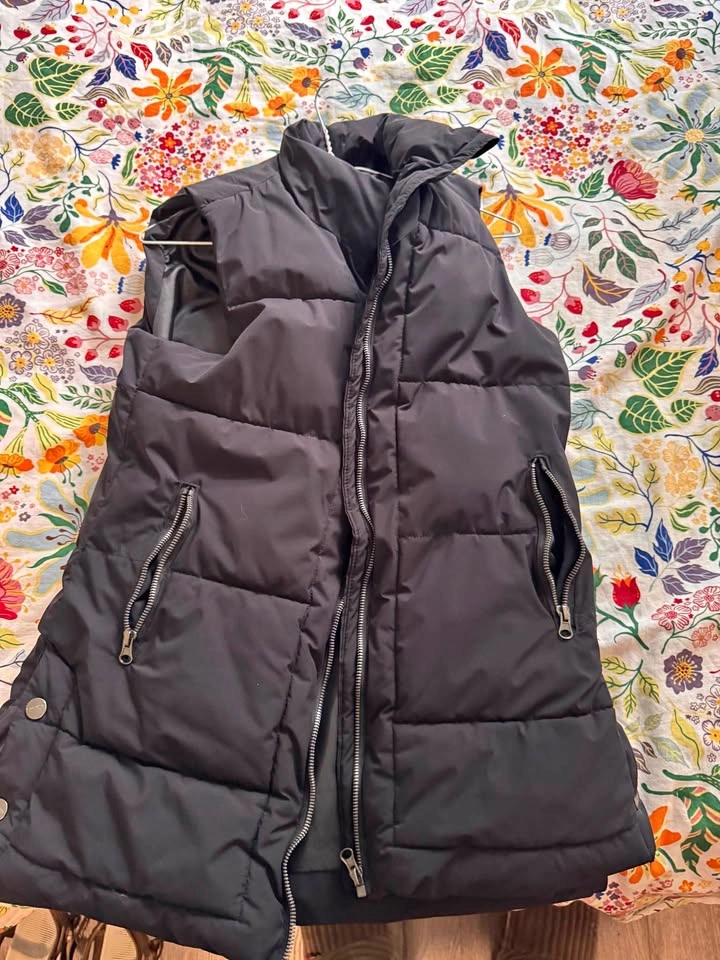 Bass Creek Outfitters Puffer Vest