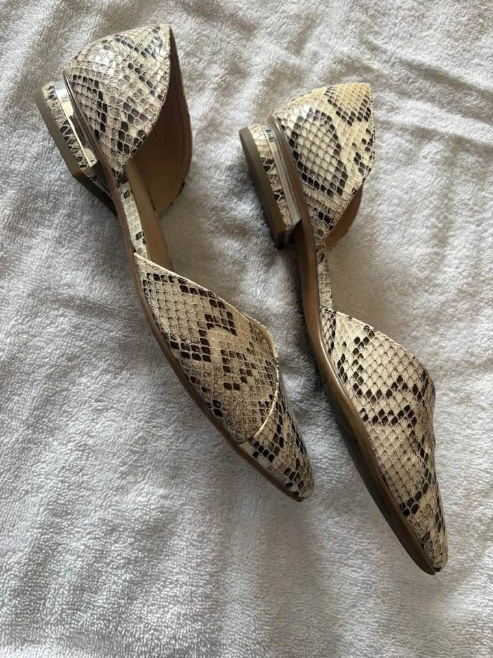 Like new Franco Sarto flats size 7.5 - photo 2