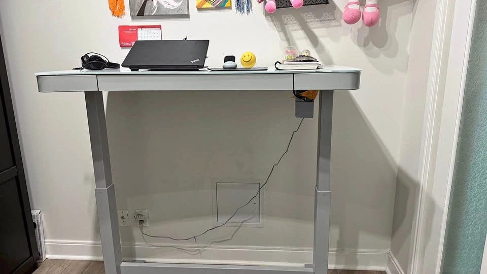 Tresanti Adjustable Height Standing Desk