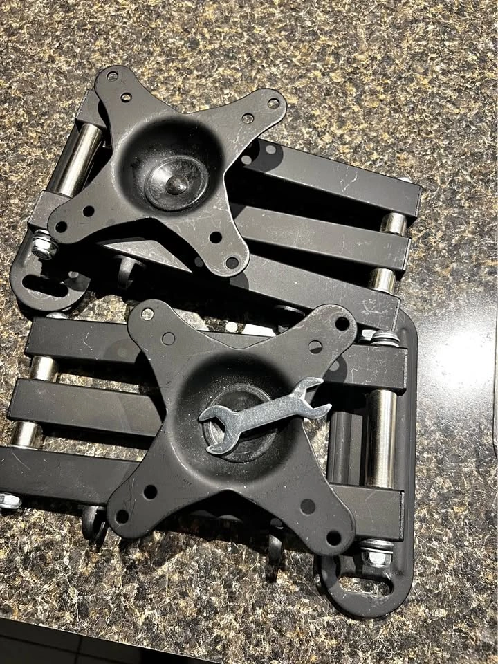 Monitor/TV wall mount (2 available)