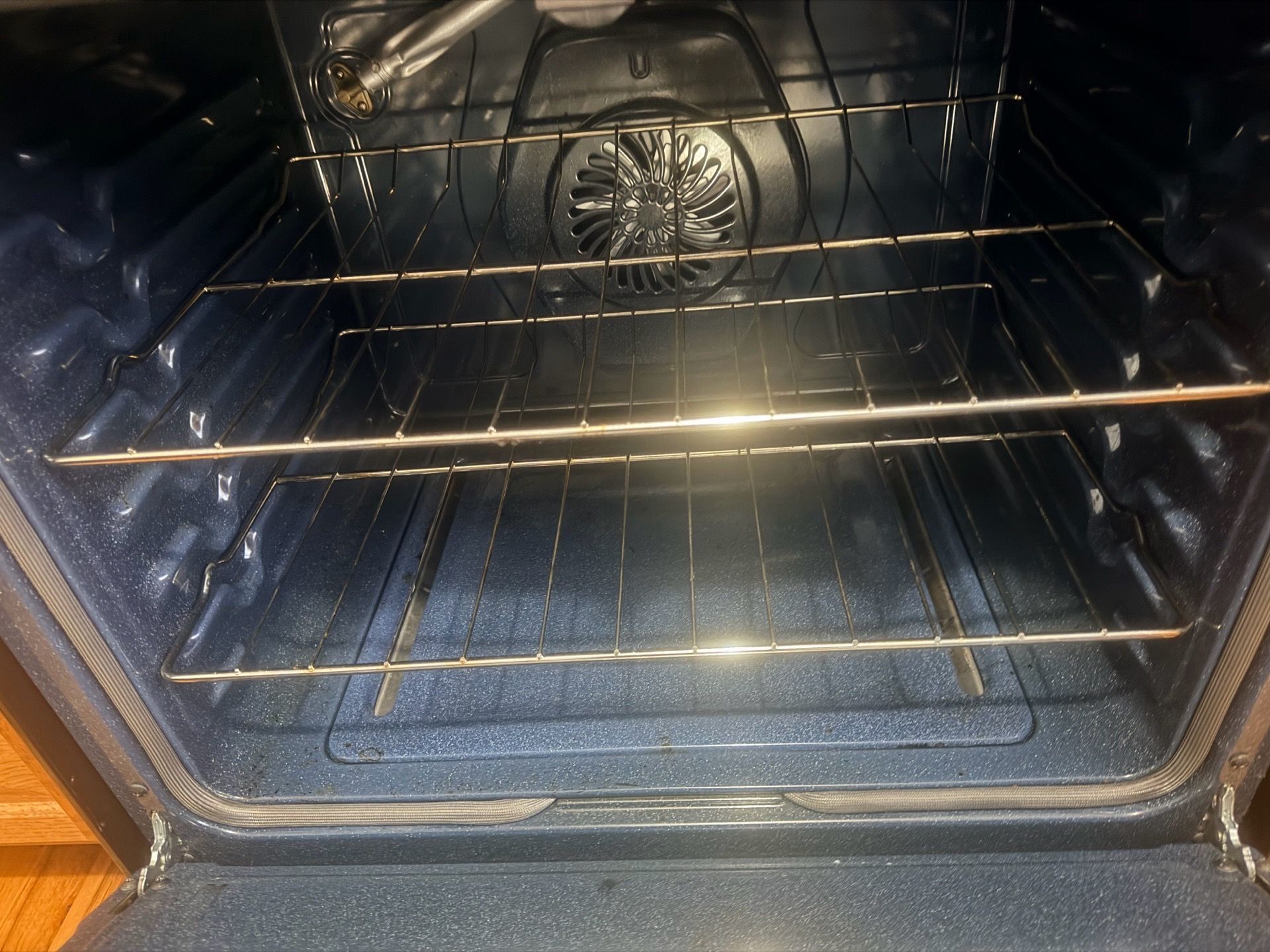 Samsung Stainless Steel Gas Range – Air Fry, Convection & Self C - photo 3