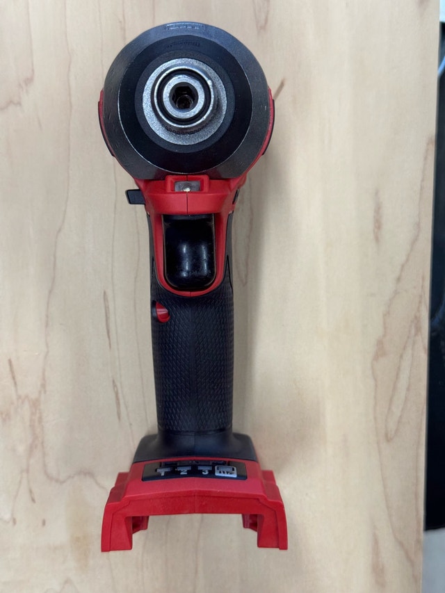Milwaukee 2853-20 M18 FUEL 1/4-inch Hex Impact Driver - photo 3