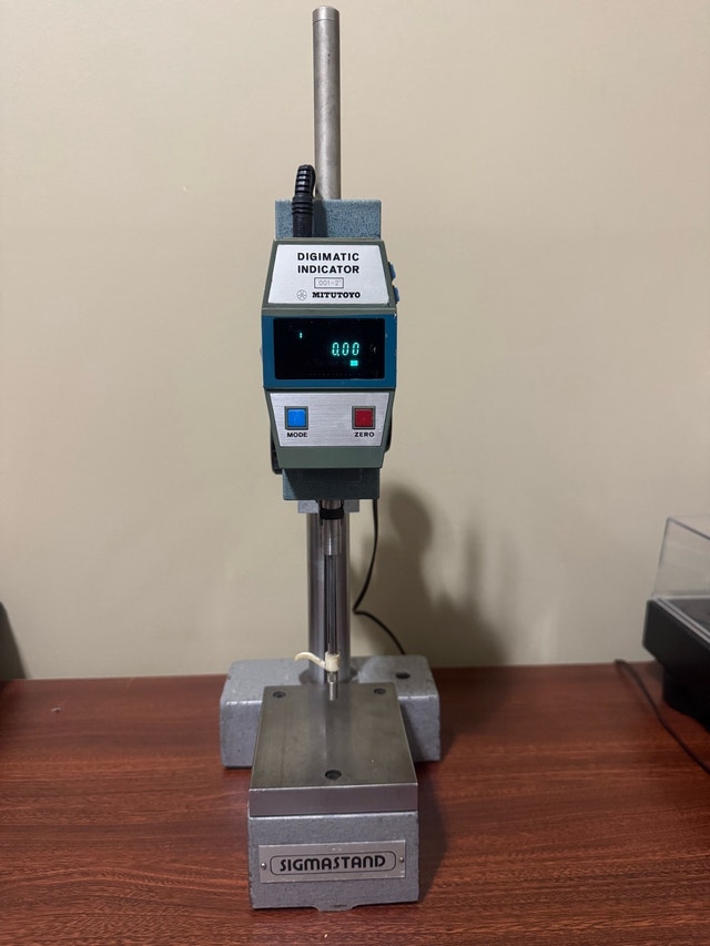 Mitutoyo Digimatic Indicator w Sigmastand