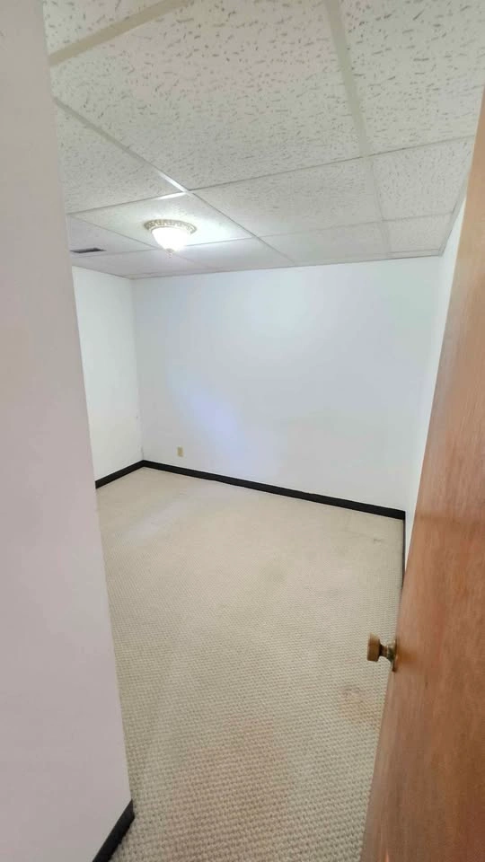 2 Beds 1 Bath - Apartment - photo 3