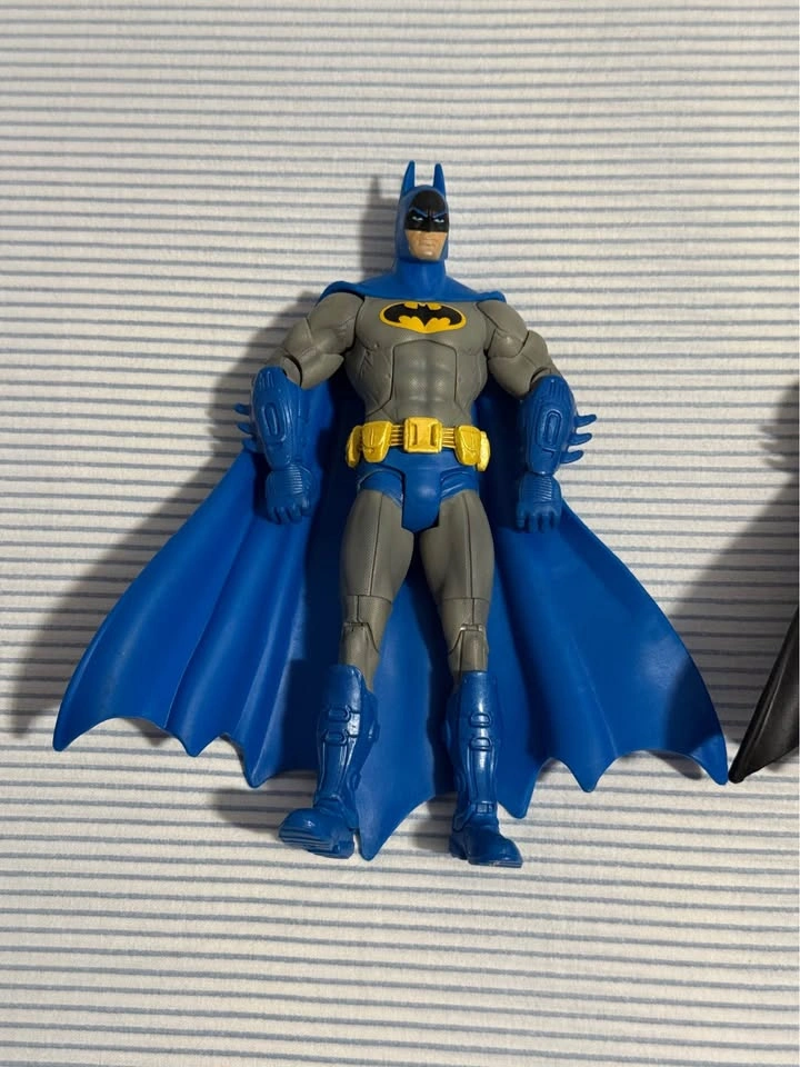 Batman Arkham City Mattel Figures: Batman - photo 3