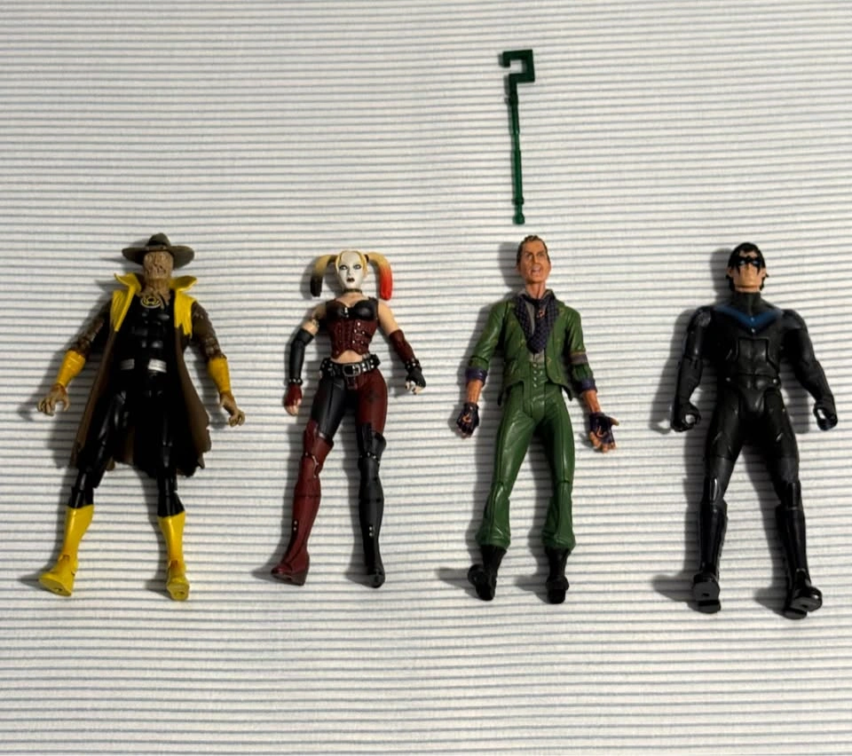 Batman Arkham City DC Direct Lot Plus 1 Yellow Lantern Scarecrow