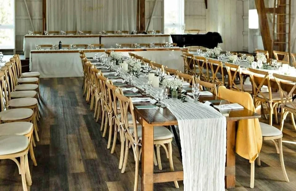 Event decor- Table centerpieces and runners for sale/to rent