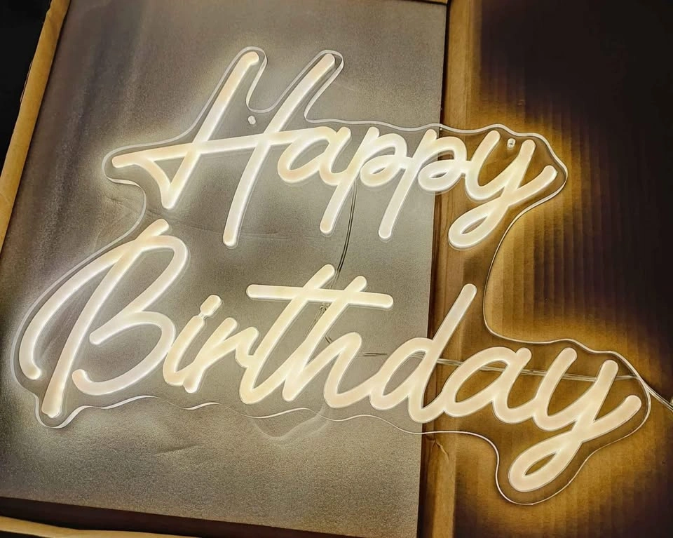 Birthday party- Happy birthday LED sign - photo 2