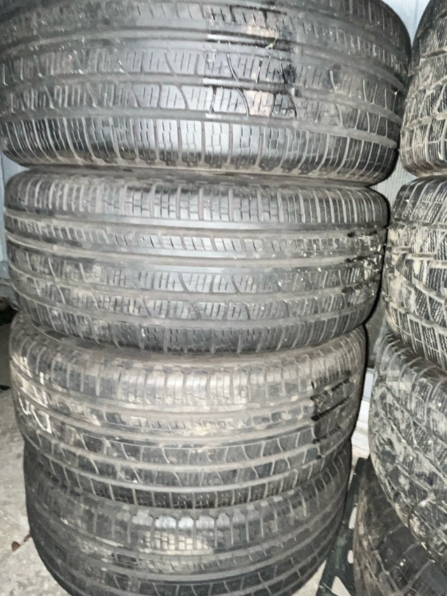 18” Audi Q3 VW Tiguan OEM MINT Pirelli All-season 235/50-18 - photo 3