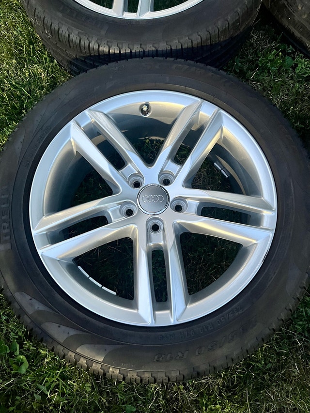 18” Audi Q3 VW Tiguan OEM MINT Pirelli All-season 235/50-18 - photo 4