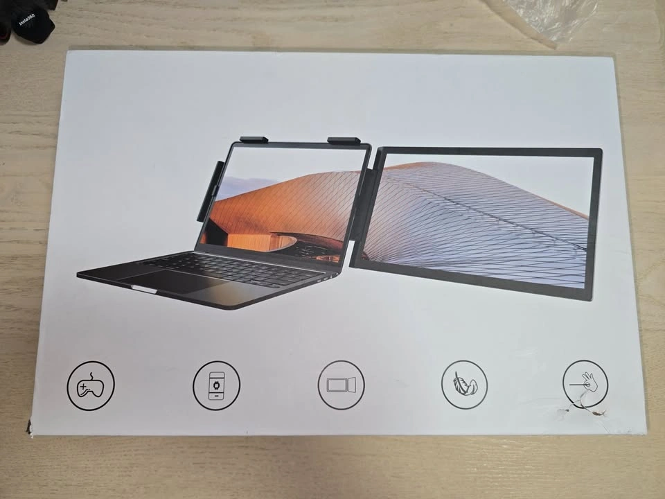 Portable Laptop Screen Extender w/ Box - photo 3