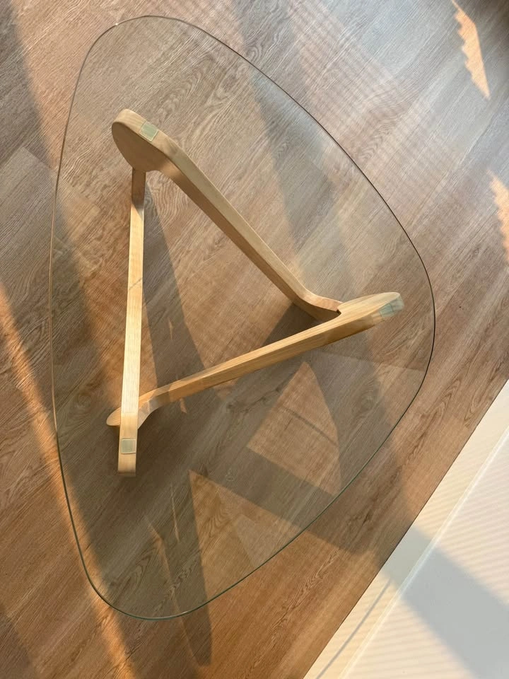 Modern Triangle Glass Table - photo 3