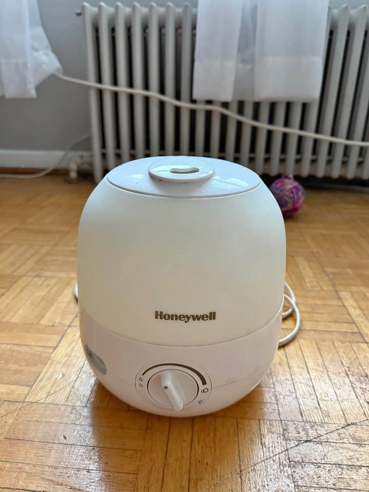 Honeywell Cool Mist Humidifier – Compact & Quiet