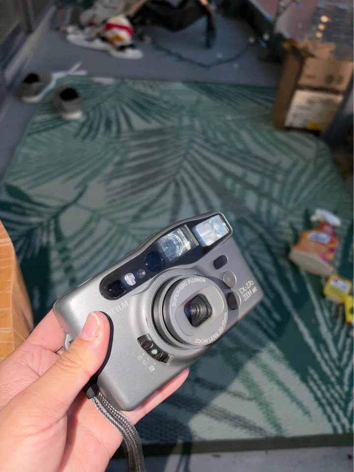 Fujifilm DL-270 Zoom MR 35mm Film Camera - photo 2