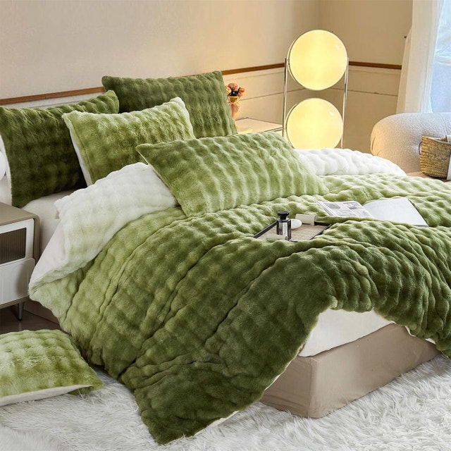 Fluffy Faux Rabbit Fur Duvet Cover Set Queen Size Green