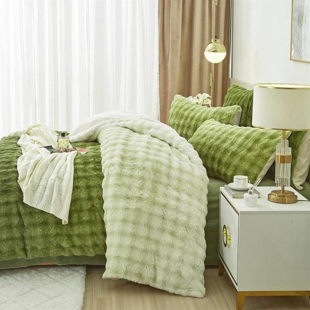 Fluffy Faux Rabbit Fur Duvet Cover Set Queen Size Green - photo 2