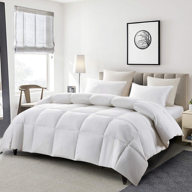 NEW Serta Goose Feather Down Fiber Cotton Comforter Queen Size - photo 2