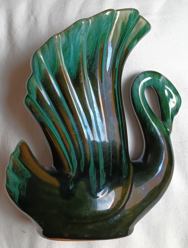 2 Vintage 1960's Canada Blue Mountain Pottery 6" Swan Vase - photo 2