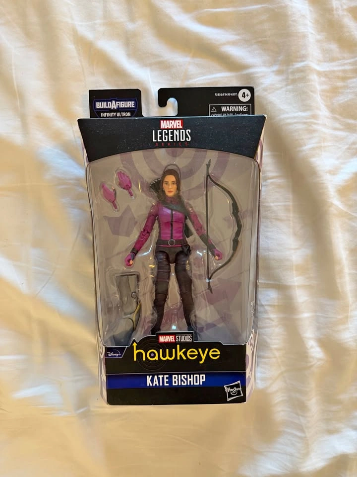 Hasbro Marvel Legends Kate Bishop Hawkeye Action Figure