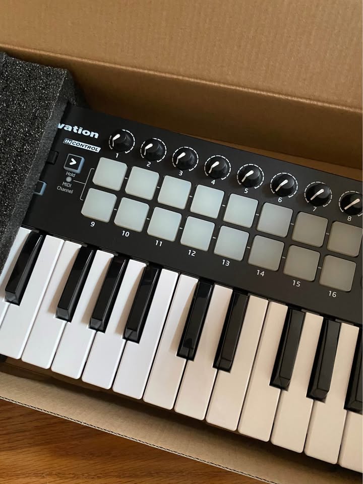 Novation Launchkey Mini Keyboard - photo 2