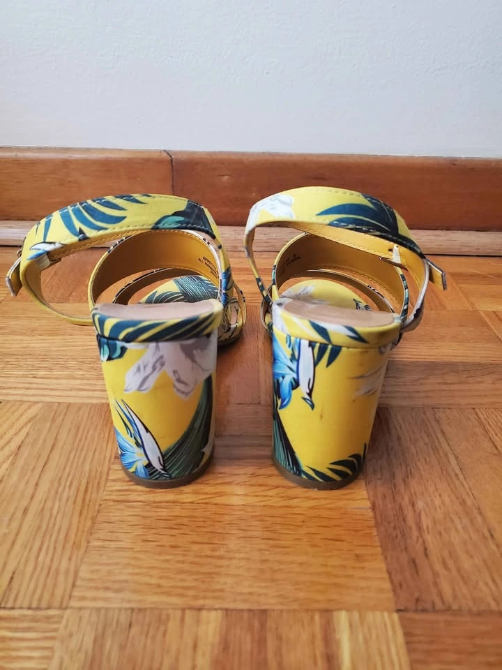 Yellow Floral Heels - Size 6 Women's - photo 4