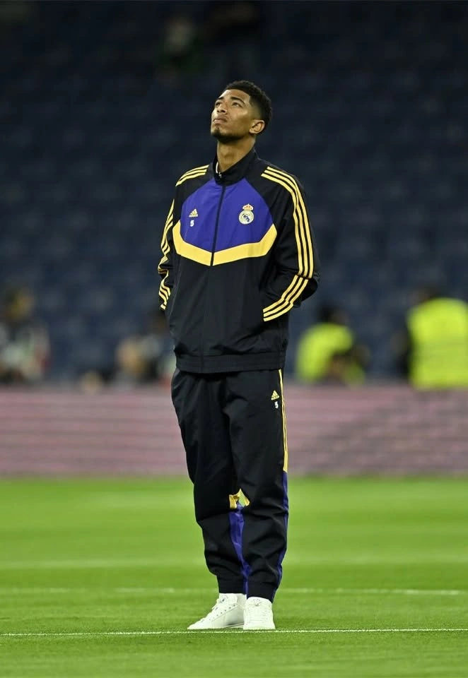 Real Madrid adidas 2023/24 Urban Purist Full-Zip Woven Tracksuit - photo 3