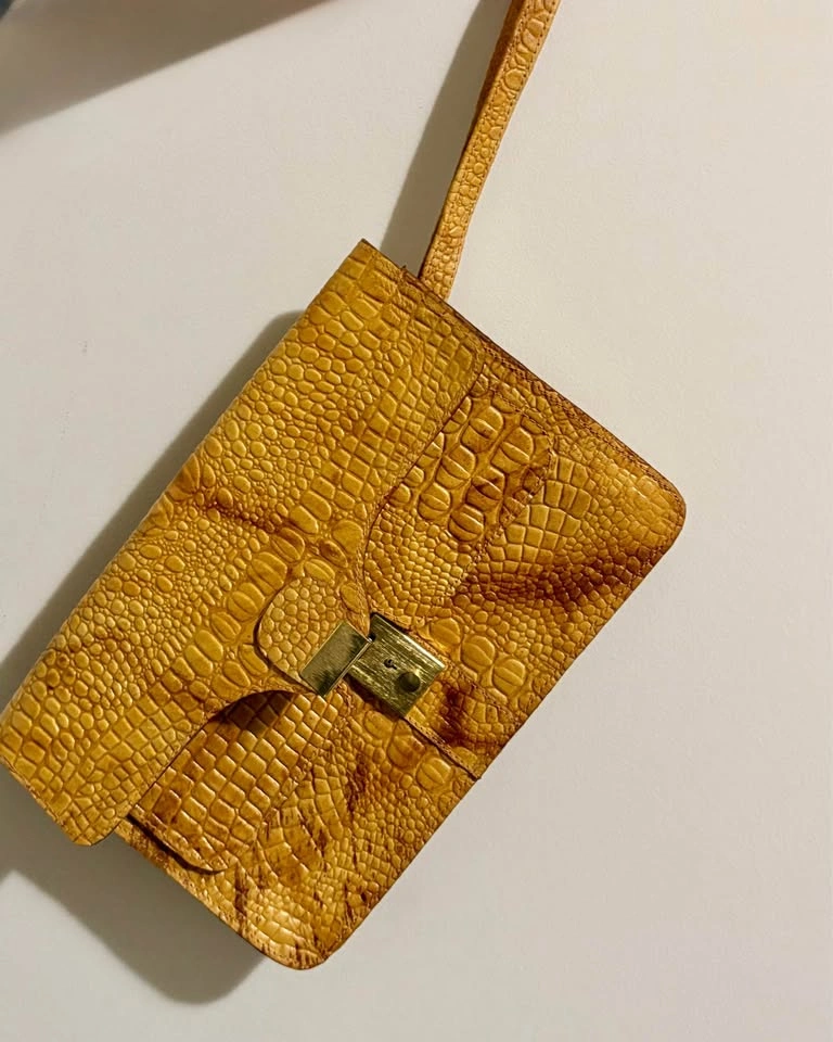 Vintage Leather Clutch Yellow Ochre - photo 4