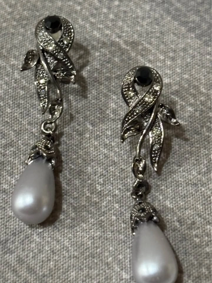 Elegant Pearl & Rhinestone Set - photo 3