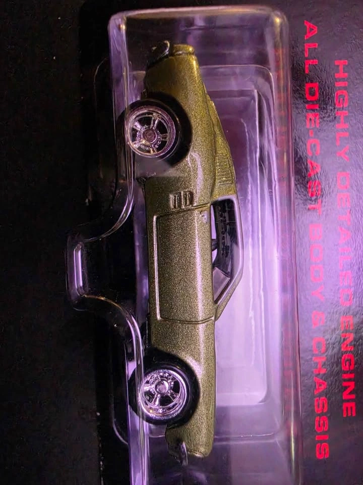 Hot Wheels Ultra Hots '67 Mustang - photo 2