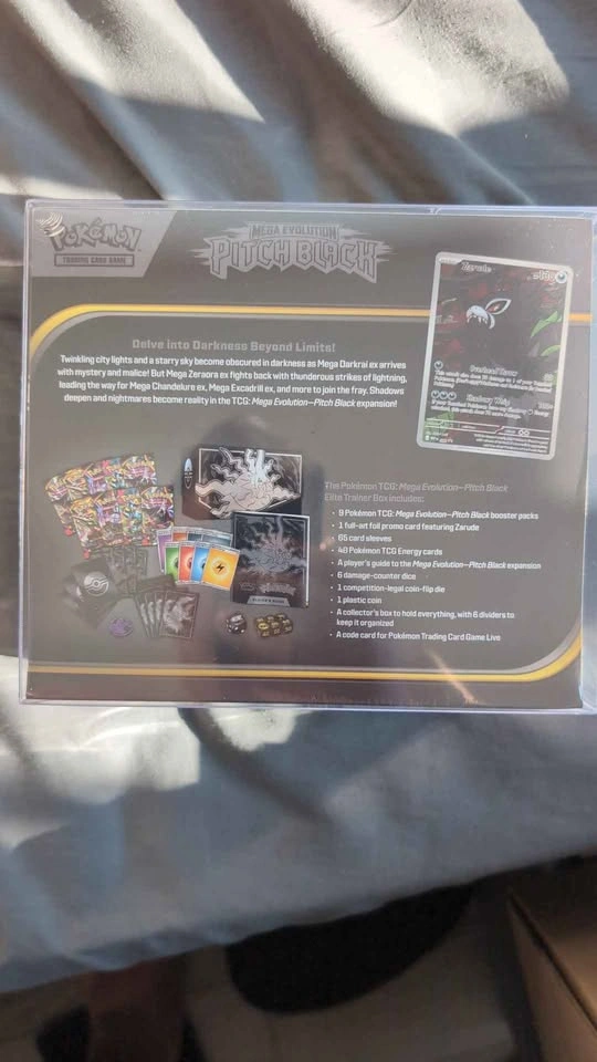 Pokémon Pitch Black Elite Trainer Box - photo 3